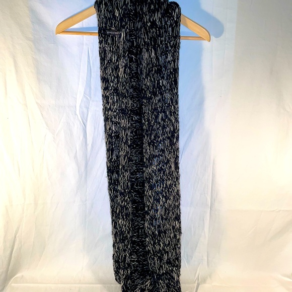 Eileen Fisher black and white cold weather infinity scarf - Picture 3 of 4